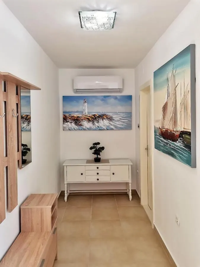 Honeycomb Apartment Split - Free Parking 0*,  Croatia
